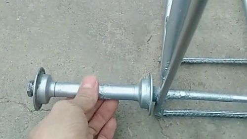 废物利用做卷管工具,农村人的智慧超出我的想象,都可以申请专利了